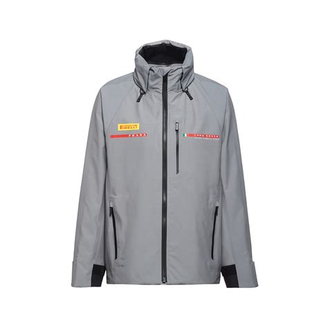 prada luna rossa kleidung